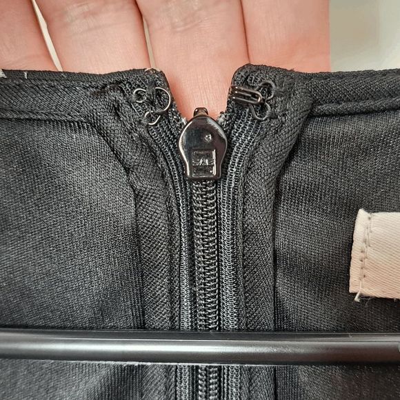 Calvin Klein Floral-Print Chiffon Handkerchief-Hem Midi Dress size 18W - Picture 10 of 12